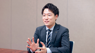 社員インタビュー