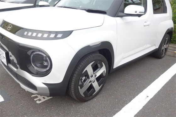 INSTERのピクセル模様