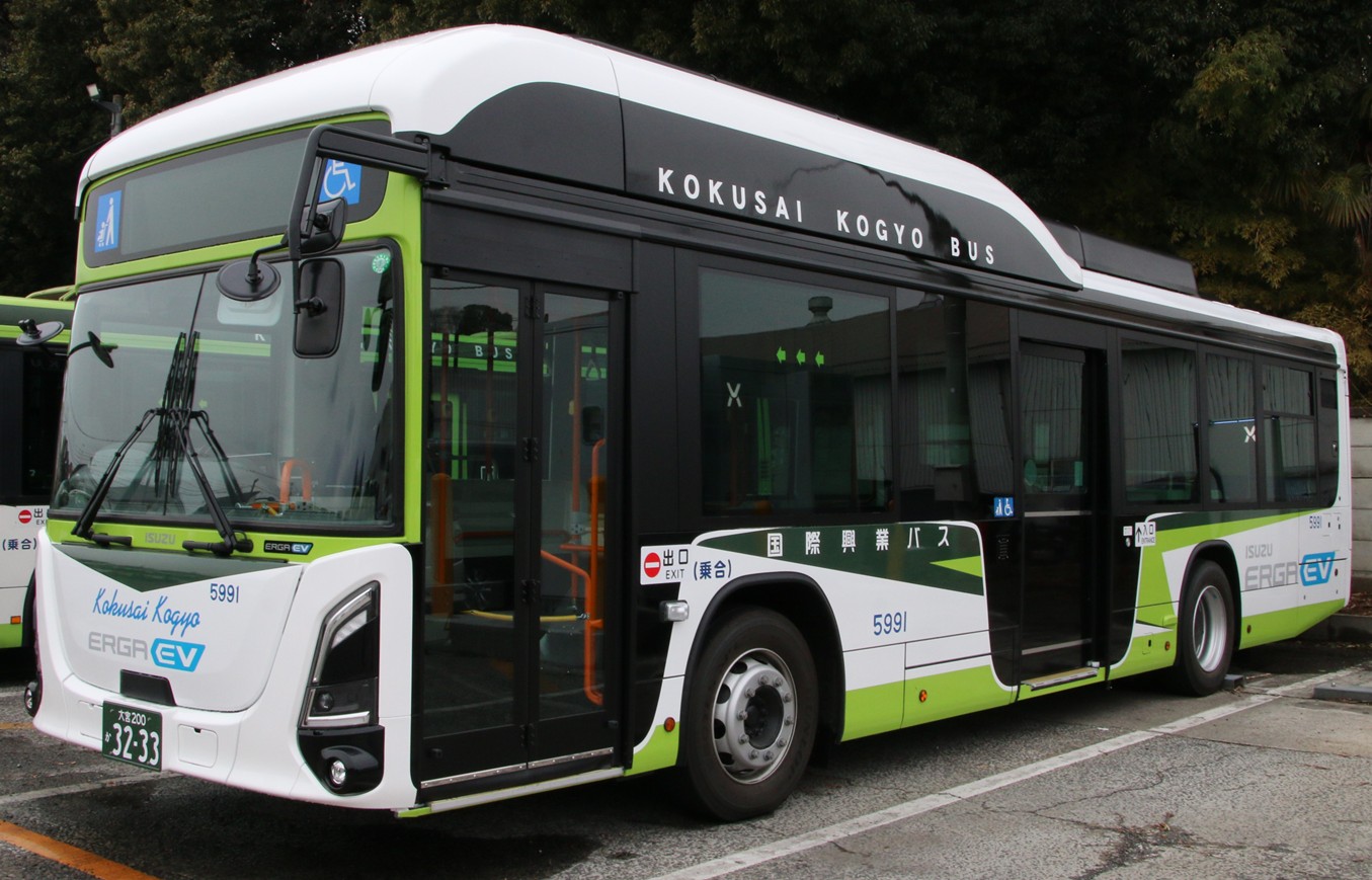 国産初のBEV大型路線バス「エルガEV」