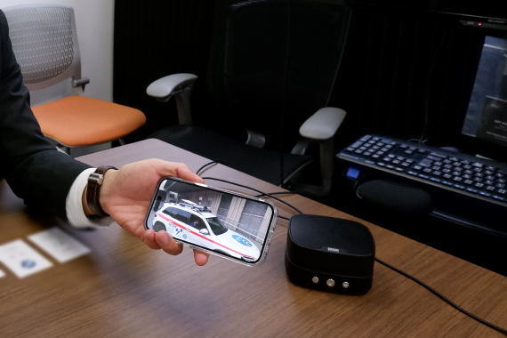 車体の上に機器を乗せて実験