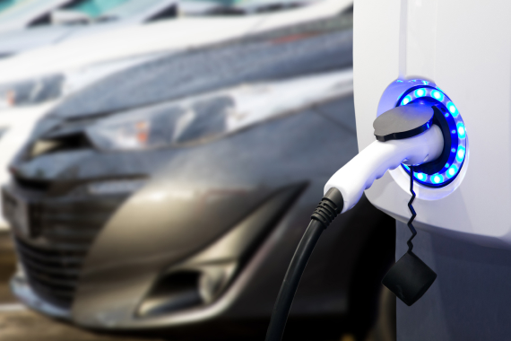 EVを導入するためにはどのような手順を踏めばいいのか