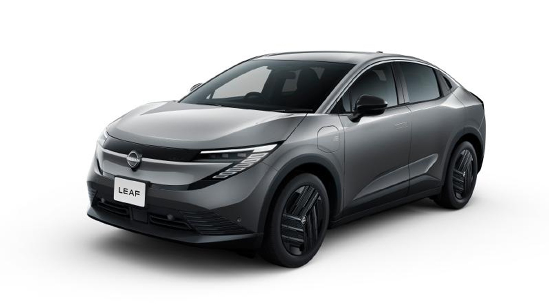 日産、新型「リーフ」に55kWhバッテリー搭載の「B5」を追加。航続距離