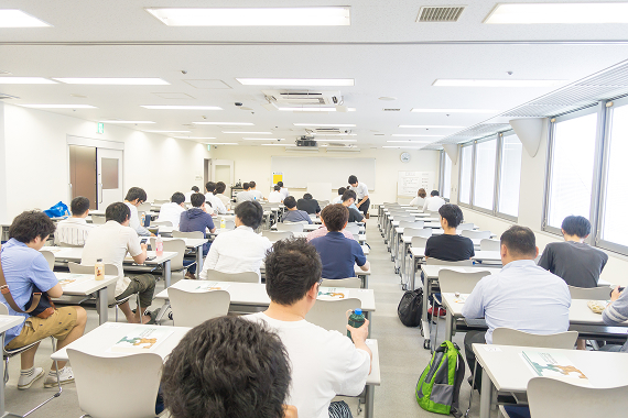 免許更新時に必要な講習と検査